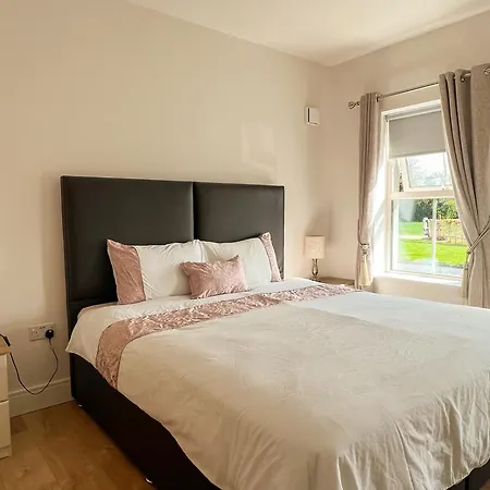 Woodview Bed & Breakfast 3*